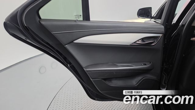 Cadillac ATS 2018 — photo 15