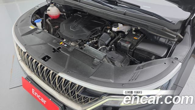 Kia Canival 2023 — photo 6