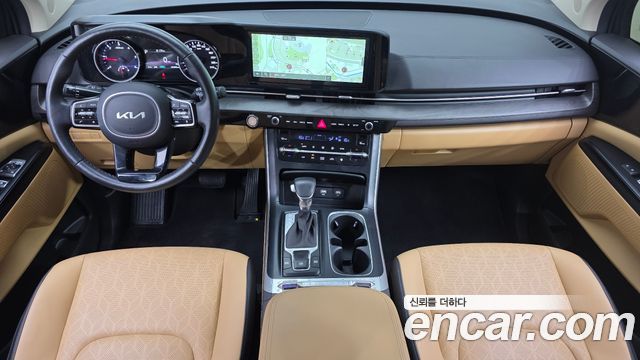 Kia Canival 2023 — photo 7