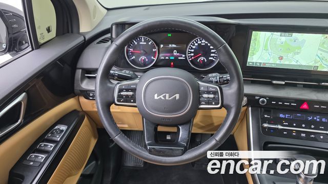 Kia Canival 2023 — photo 13