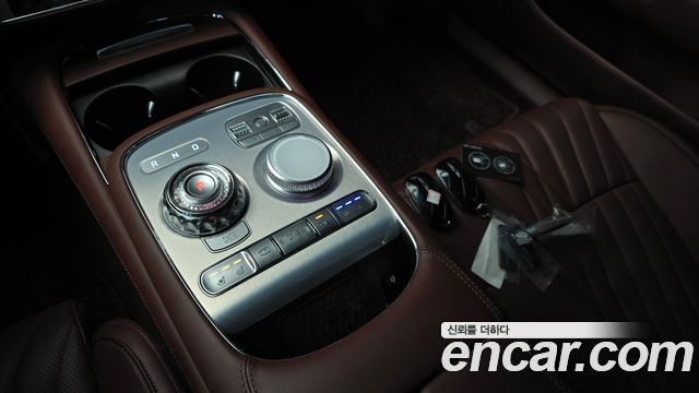 Genesis G90 2023 — photo 12