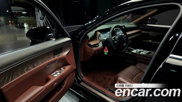Genesis G90 2023 — photo 13