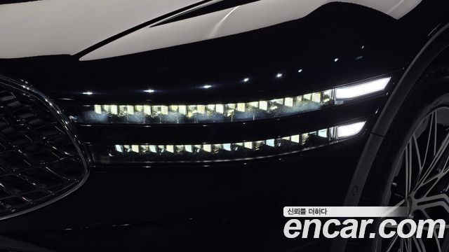 Genesis G90 2023 — photo 8