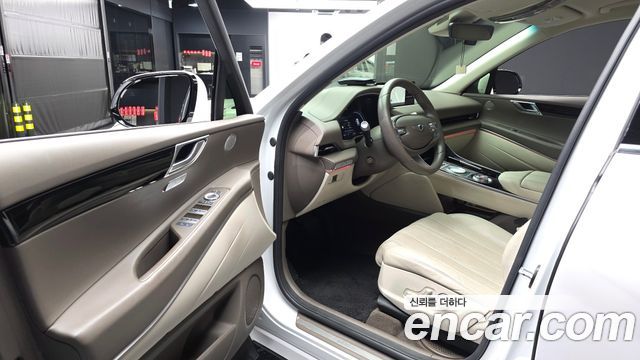 Genesis GV80 2022 — photo 13