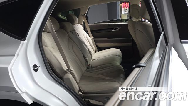 Genesis GV80 2022 — photo 18