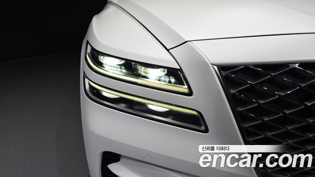 Genesis GV80 2022 — photo 8
