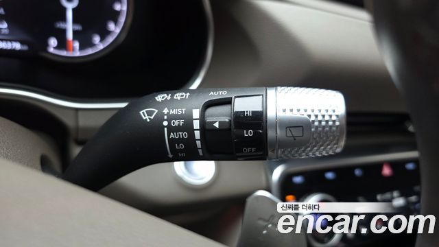 Genesis GV80 2022 — photo 27