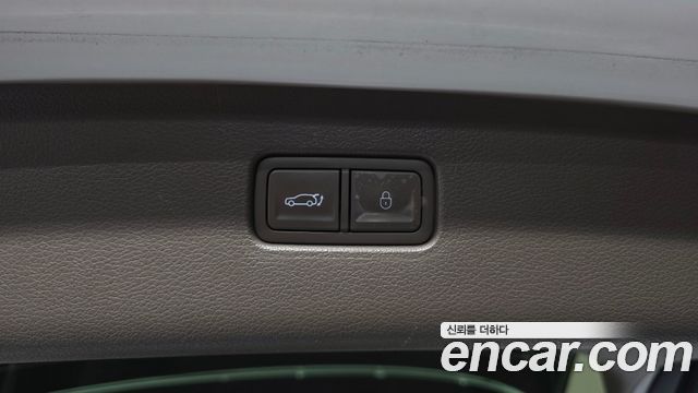 Genesis GV80 2022 — photo 32