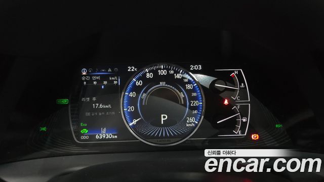 Lexus ES 2023 — photo 11