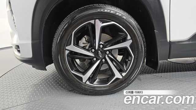 Chevrolet Korea Trailblazer 2021 — photo 5