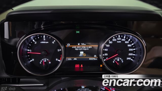Kia Canival 2022 — photo 8