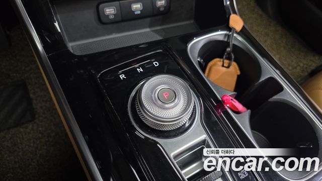 Kia Canival 2022 — photo 9