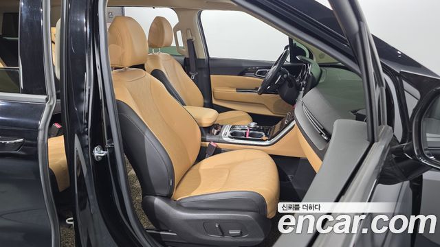 Kia Canival 2022 — photo 12