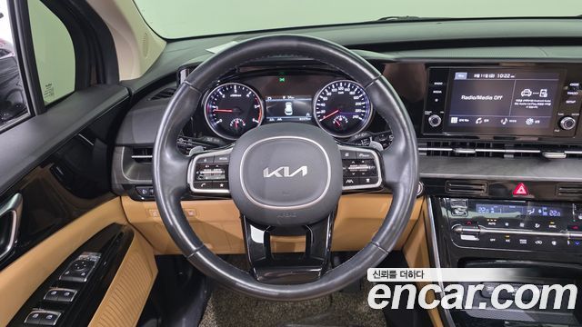 Kia Canival 2022 — photo 13