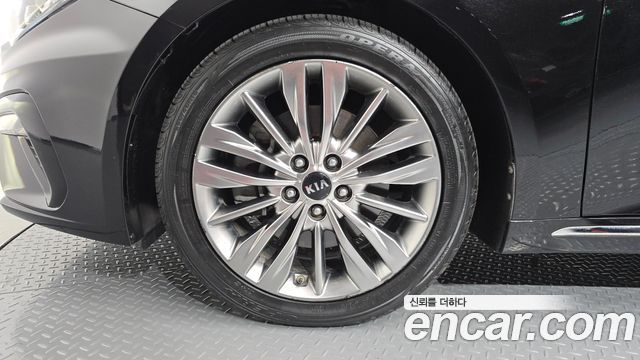 Kia K5 2019 — photo 5