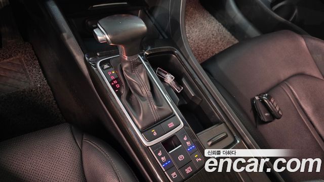 Kia K5 2019 — photo 9