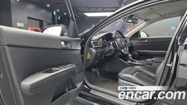 Kia K5 2019 — photo 10