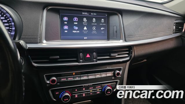 Kia K5 2019 — photo 14