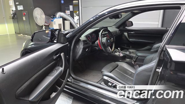 BMW M2 2018 — photo 13