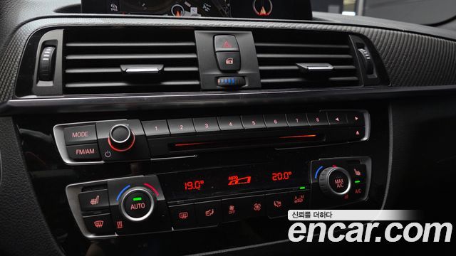 BMW M2 2018 — photo 20