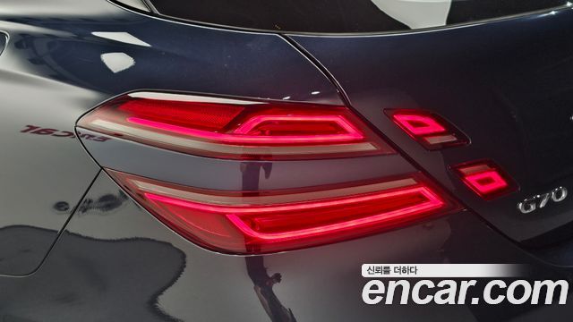 Genesis G70 2023 — photo 9