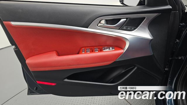 Genesis G70 2023 — photo 14