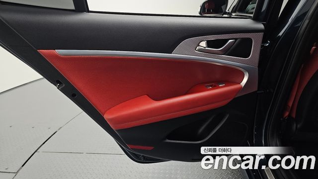 Genesis G70 2023 — photo 15
