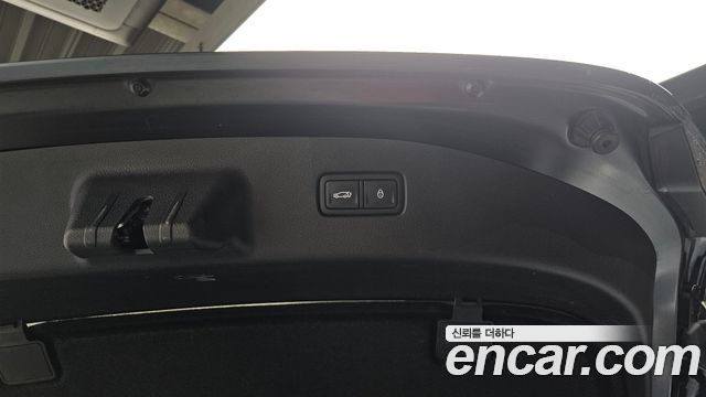 Genesis G70 2023 — photo 35