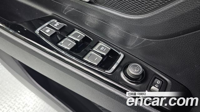 KG Mobility KORANDO 2019 — photo 29