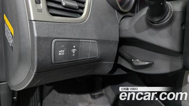Hyundai AVANTE 2012 — photo 14