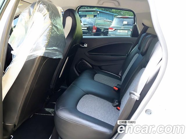 Renault Korea Zoe 2021 — photo 15