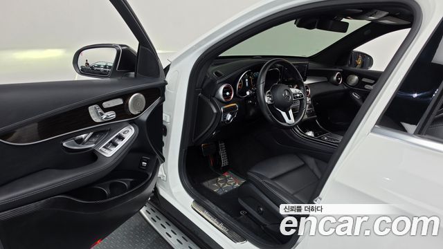 Mercedes-Benz GLC-Class 2020 — photo 13