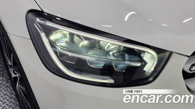 Mercedes-Benz GLC-Class 2020 — photo 8