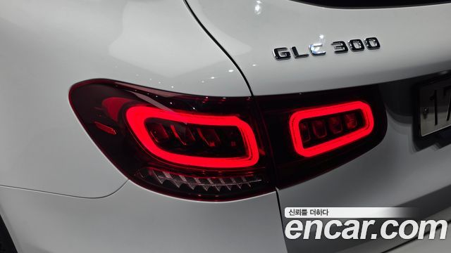 Mercedes-Benz GLC-Class 2020 — photo 9