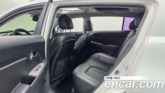 Kia Sportage 2014 — photo 11