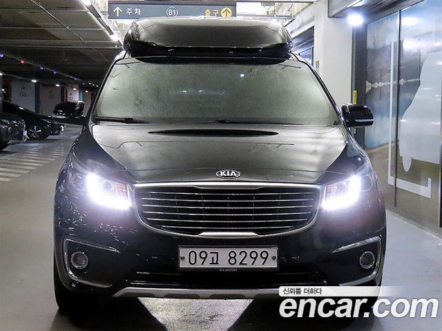 Kia Canival 2018 — photo 2