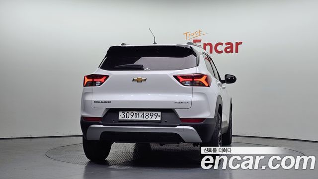 Chevrolet Korea Trailblazer 2021 — photo 4