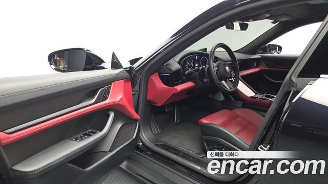 Porsche Taycan 2025 — photo 10