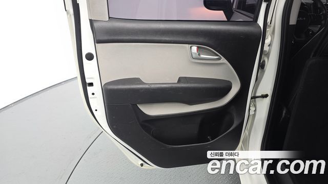 Kia RAY 2022 — photo 15