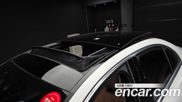 Mercedes-Benz E-Class 2024 — photo 21