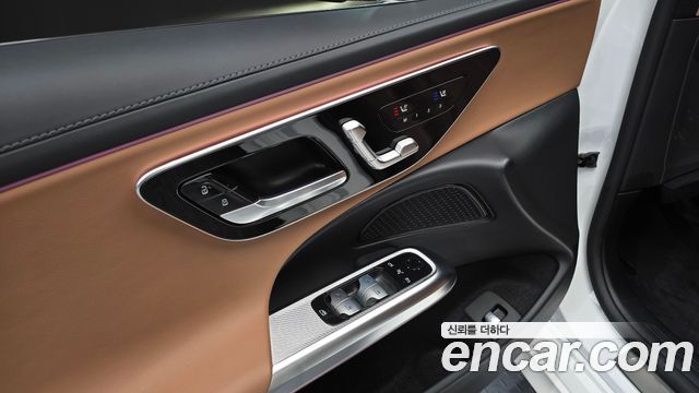 Mercedes-Benz E-Class 2024 — photo 24