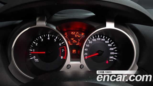 Nissan Juke 2017 — photo 8