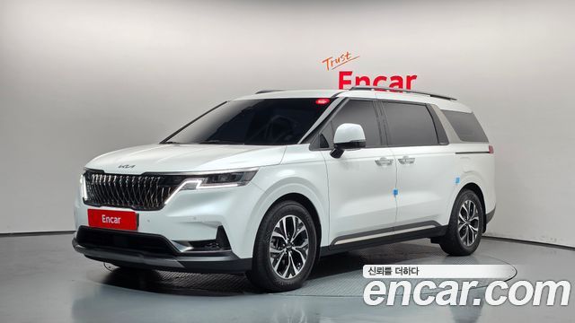 Kia Canival 2022 — photo 1