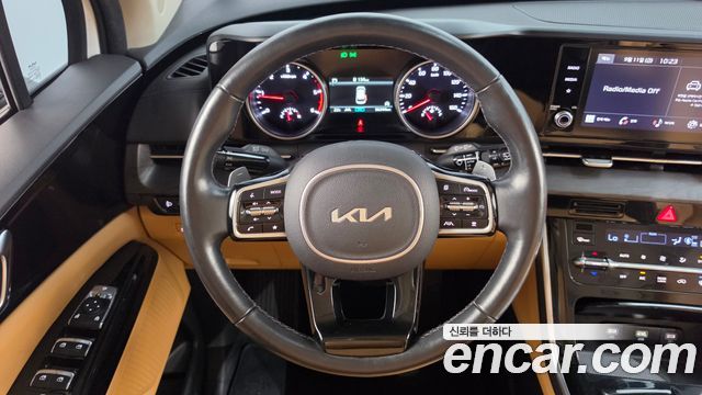 Kia Canival 2022 — photo 18