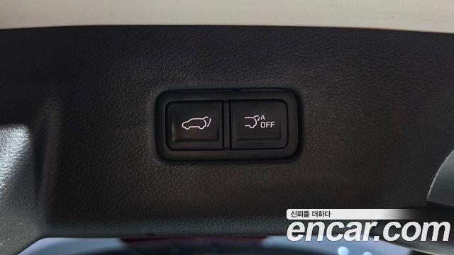 Kia Canival 2022 — photo 24