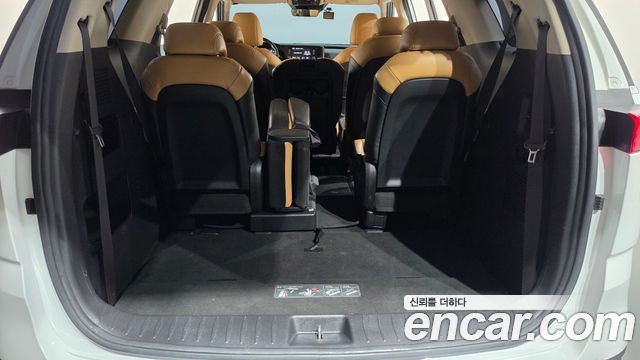 Kia Canival 2022 — photo 26