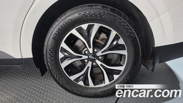 Kia Canival 2022 — photo 7