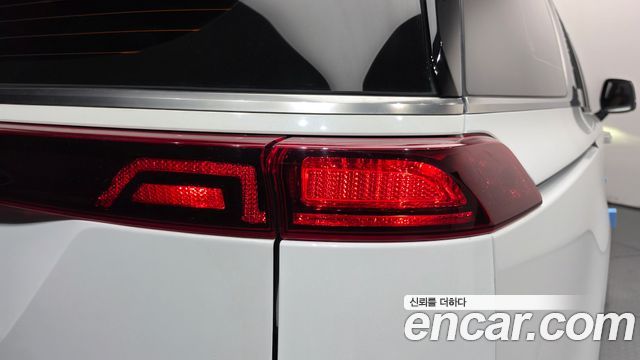 Kia Canival 2022 — photo 9