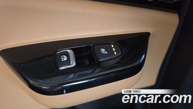 Kia Canival 2022 — photo 33