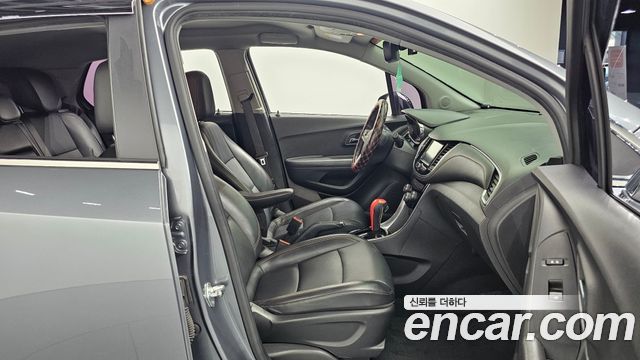 Chevrolet Korea Trax 2019 — photo 17